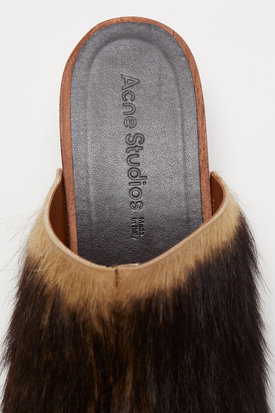 (image for) Amazing Hairy wood clogs